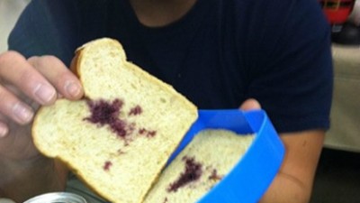 5살 아들이 싸준 도시락, 잼이 가운데만…폭소