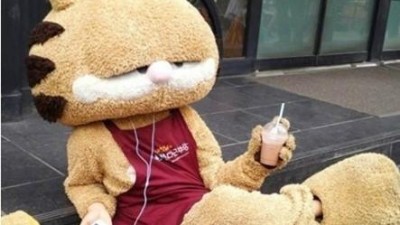 알바생의 여유, 니가 알바생이냐 사장이냐