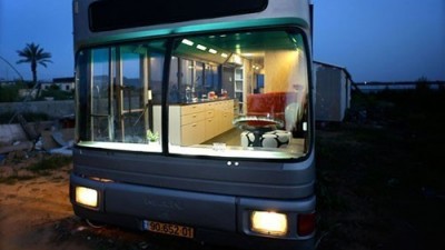 럭셔리 버스 주택, “폐차의 놀라운 변신”