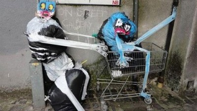 쓰레기 괴물 예술