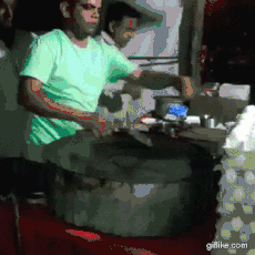 계란 잘 골라 오라했지 ?