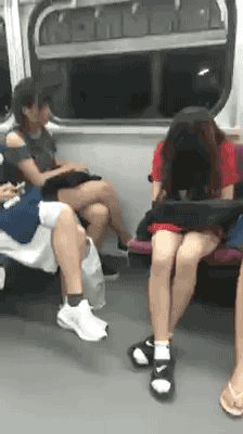너무 피곤했던 여자